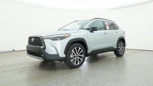 2025 Toyota Corolla Cross XLE