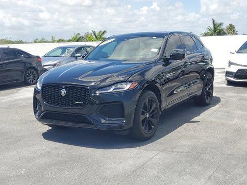 Santorini Black 2025 Jaguar F-PACE P250 R-Dynamic S