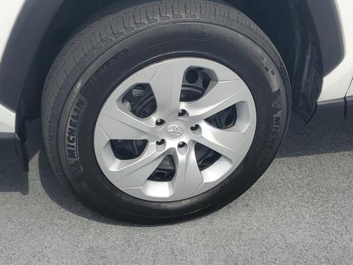 White 2025 Toyota RAV4 LE