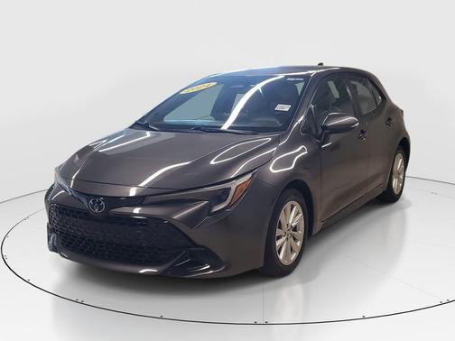 2024 Toyota Corolla Hatchback SE