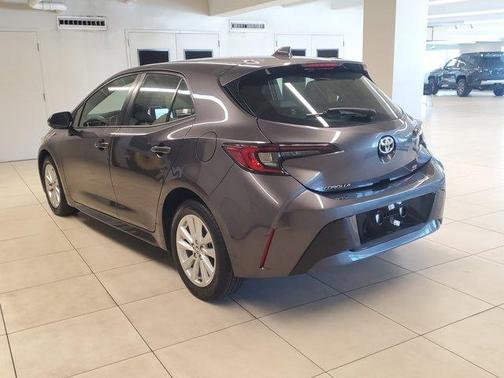 2024 Toyota Corolla Hatchback SE