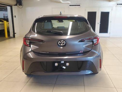 2024 Toyota Corolla Hatchback SE