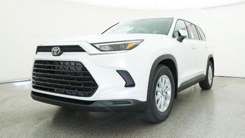 Pearl 2026 Toyota Grand Highlander XLE