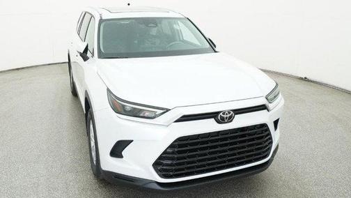 Pearl 2026 Toyota Grand Highlander XLE