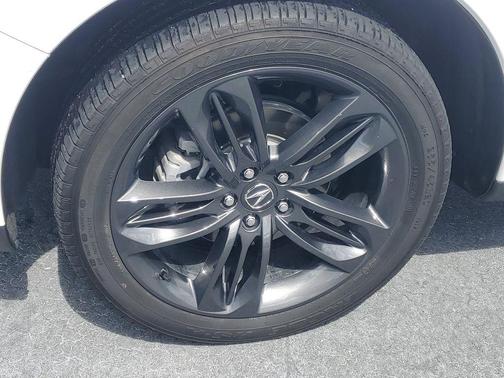 White 2023 Acura RDX A-Spec