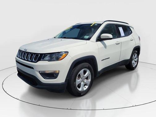White Clearcoat 2018 Jeep Compass Latitude