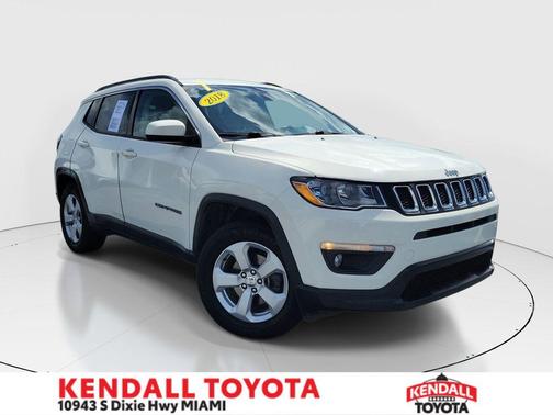 White Clearcoat 2018 Jeep Compass Latitude