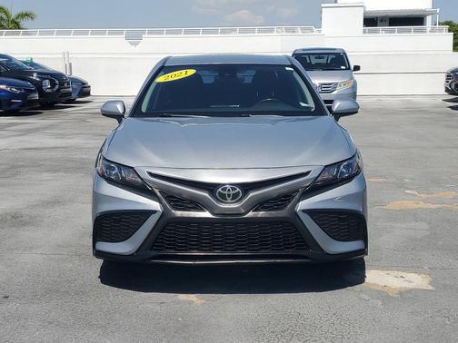 Silver 2021 Toyota Camry SE
