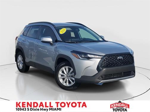2024 Toyota Corolla Cross LE
