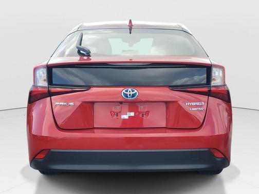 2022 Toyota Prius L