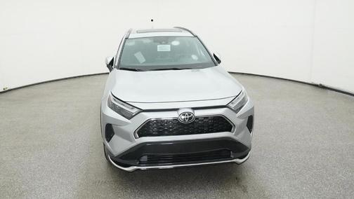 2025 Toyota RAV4 Plug-In Hybrid SE