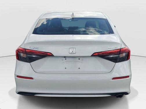 White 2024 Honda Civic Sport