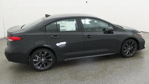 UNDERGROUND 2026 Toyota Corolla SE