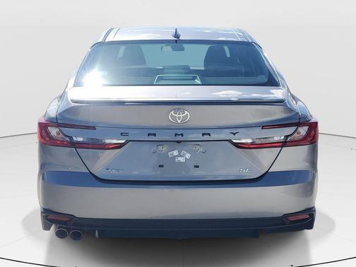 Metal 2025 Toyota Camry SE