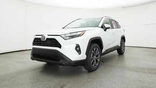 2025 Toyota RAV4 Hybrid XLE Premium