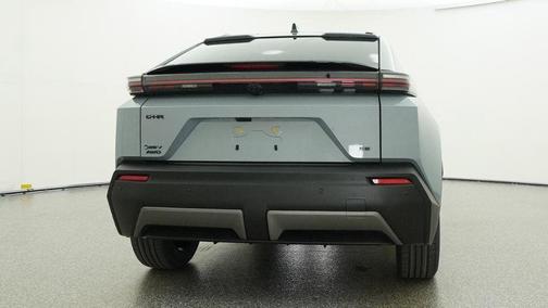 Cement 2026 Toyota C-HR SE
