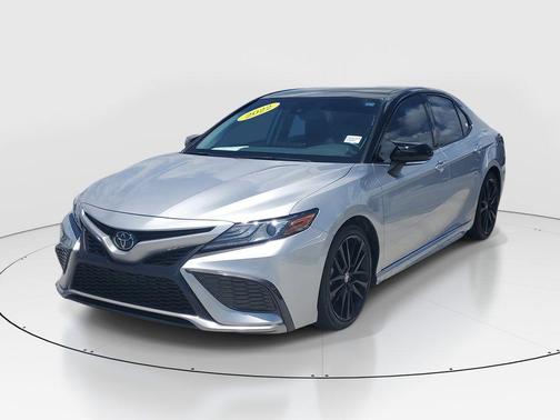 Celestial Silver Metallic 2022 Toyota Camry XSE