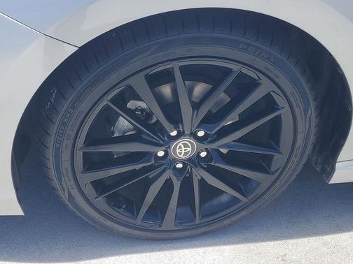 Celestial Silver Metallic 2022 Toyota Camry XSE
