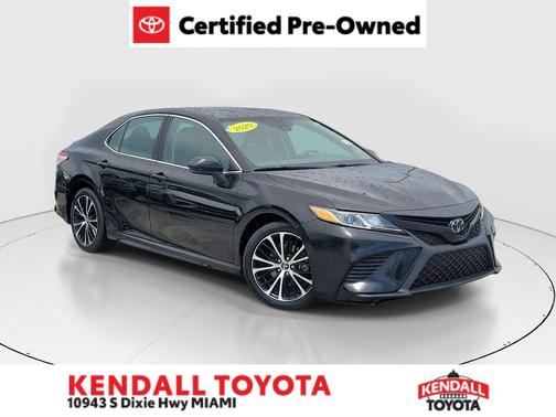 Midnight Black Metallic 2020 Toyota Camry SE