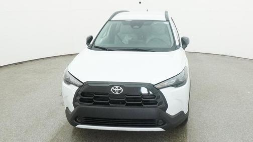 Pearl 2026 Toyota Corolla Cross LE