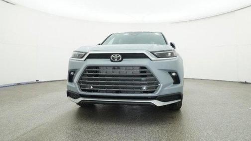 2026 Toyota Highlander 