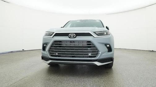 2026 Toyota Highlander 