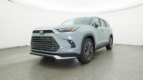 2026 Toyota Highlander 
