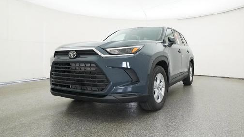 2025 Toyota Grand Highlander LE