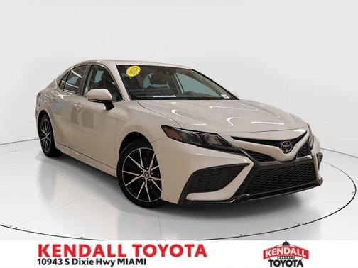 2023 Toyota Camry SE