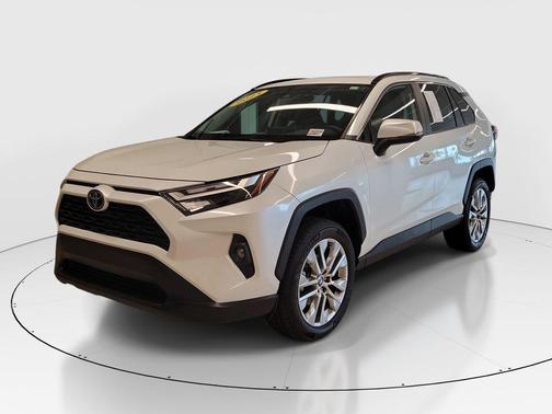 Pearl 2023 Toyota RAV4 XLE Premium