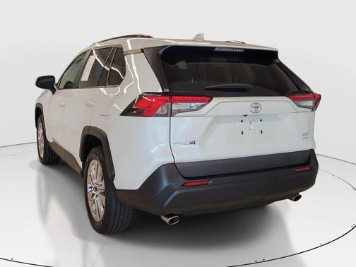 Pearl 2023 Toyota RAV4 XLE Premium