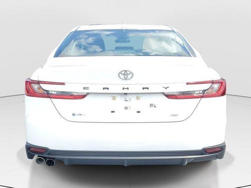 Ice 2025 Toyota Camry SE