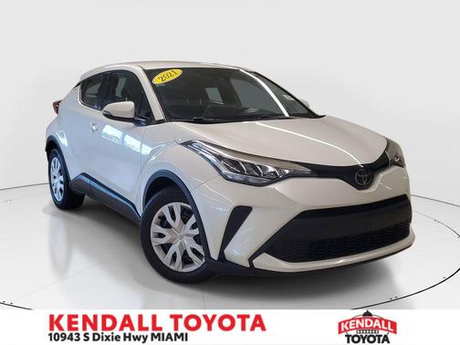Blizzard Pearl 2021 Toyota C-HR LE