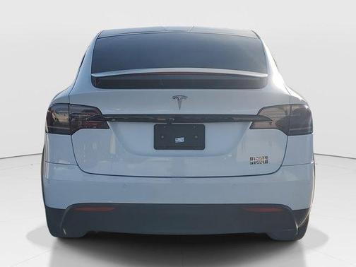 2022 Tesla Model X Plaid