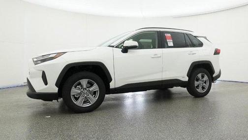 2025 Toyota RAV4 Hybrid XLE