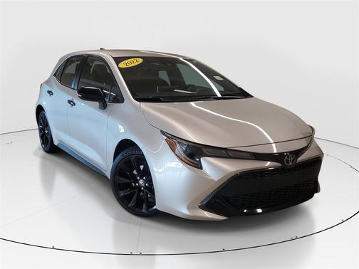 2022 Toyota Corolla Hatchback SE