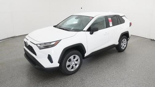 2025 Toyota RAV4 LE