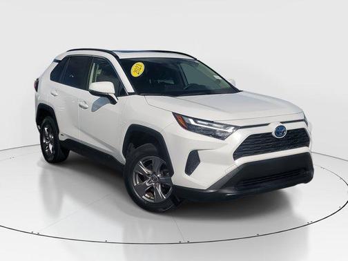 2023 Toyota RAV4 Hybrid XLE