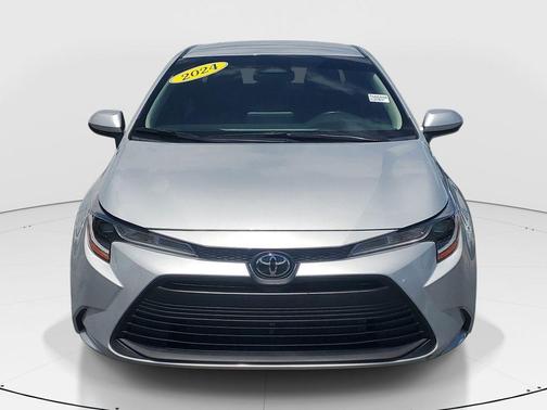 Classic Silver Metallic 2024 Toyota Corolla LE