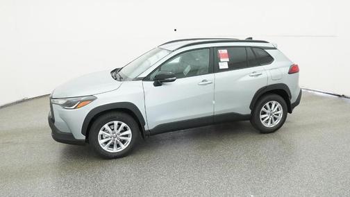 2025 Toyota Corolla Cross LE