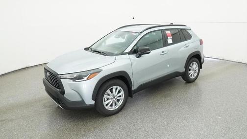 2025 Toyota Corolla Cross LE