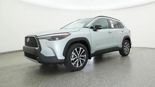 2025 Toyota Corolla Cross XLE