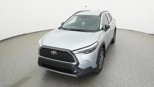 2025 Toyota Corolla Cross XLE
