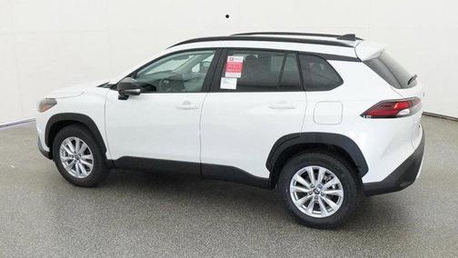 Pearl 2026 Toyota Corolla Cross LE
