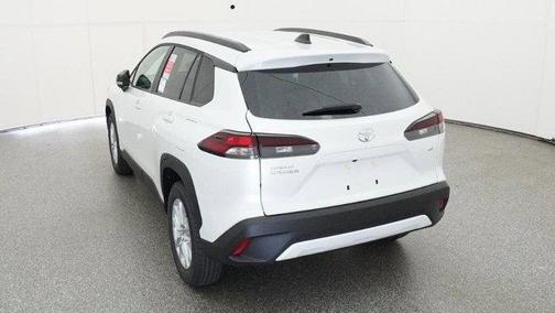 Pearl 2026 Toyota Corolla Cross LE