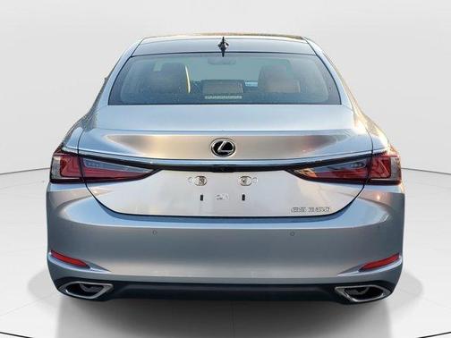 2022 Lexus ES 350 Base