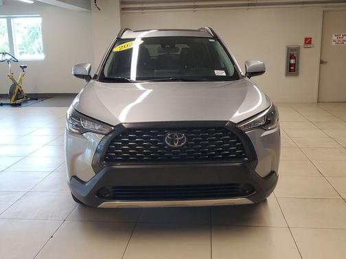 CELESTITE 2022 Toyota Corolla Cross LE