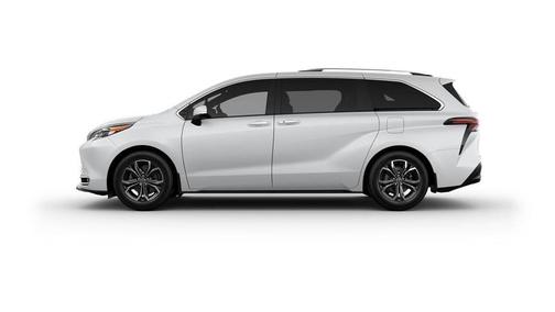 2025 Toyota Sienna Platinum 7 Passenger