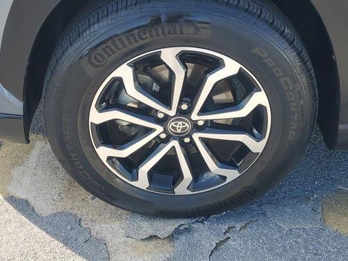 2024 Toyota Corolla Cross Hybrid SE