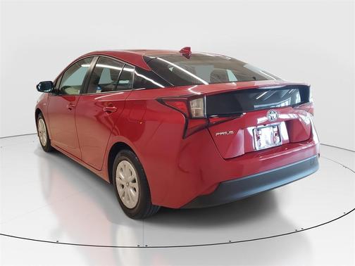 2022 Toyota Prius L